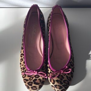 Pretty Ballerinas Leopard Print Fur Heeled Flat Size 6